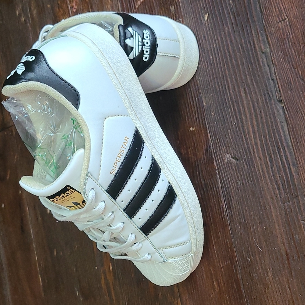 Adidas Superstar